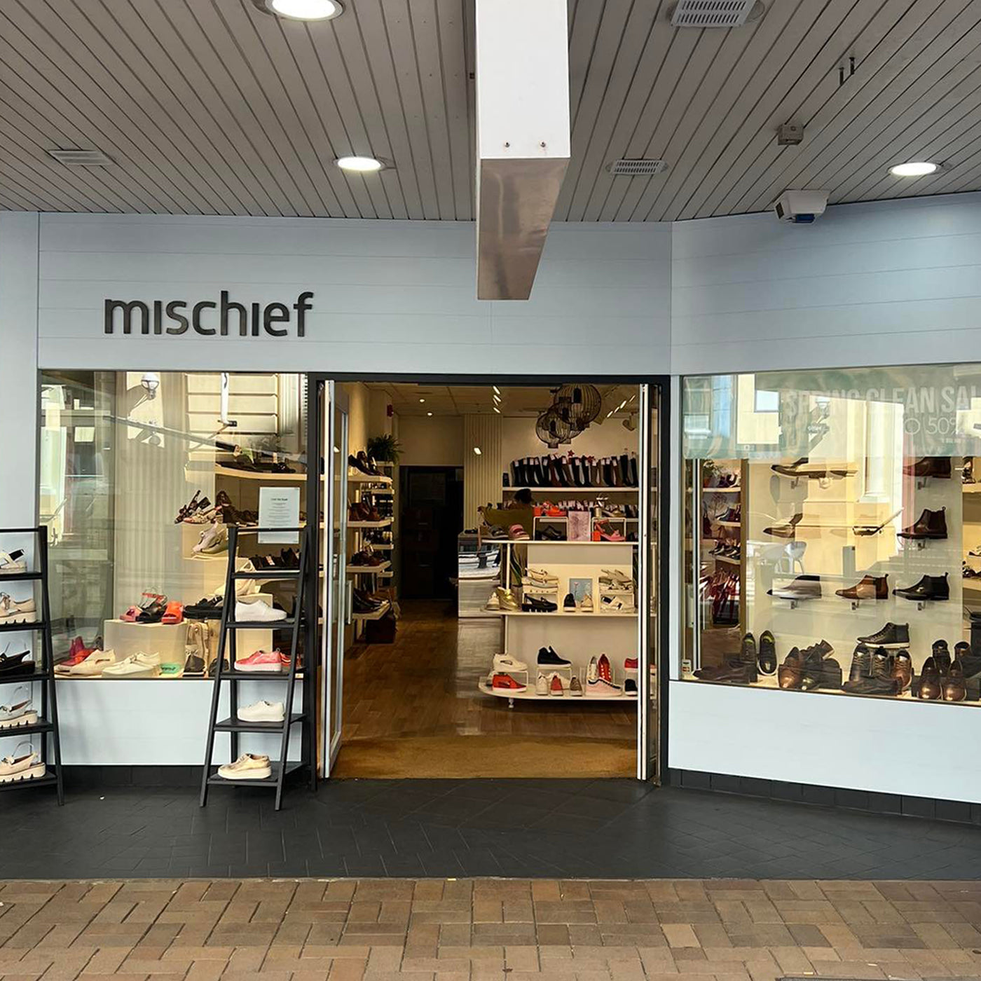 Location section banner - store locations of Mischief Shoes Location section banner - store locations of Mischief Shoes