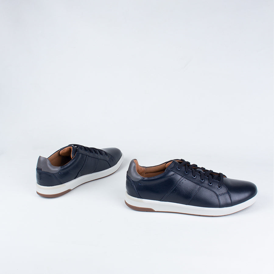 Cross Over Lace Sneaker Cross Over Lace Sneaker