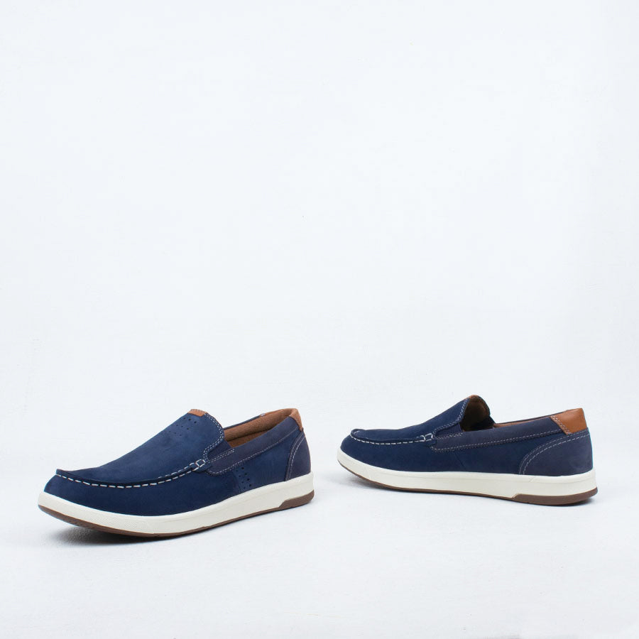 Cross Over Moc Slip On Cross Over Moc Slip On
