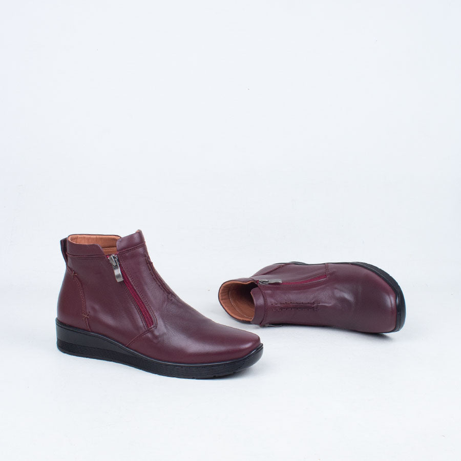 Regis Boot Regis Boot