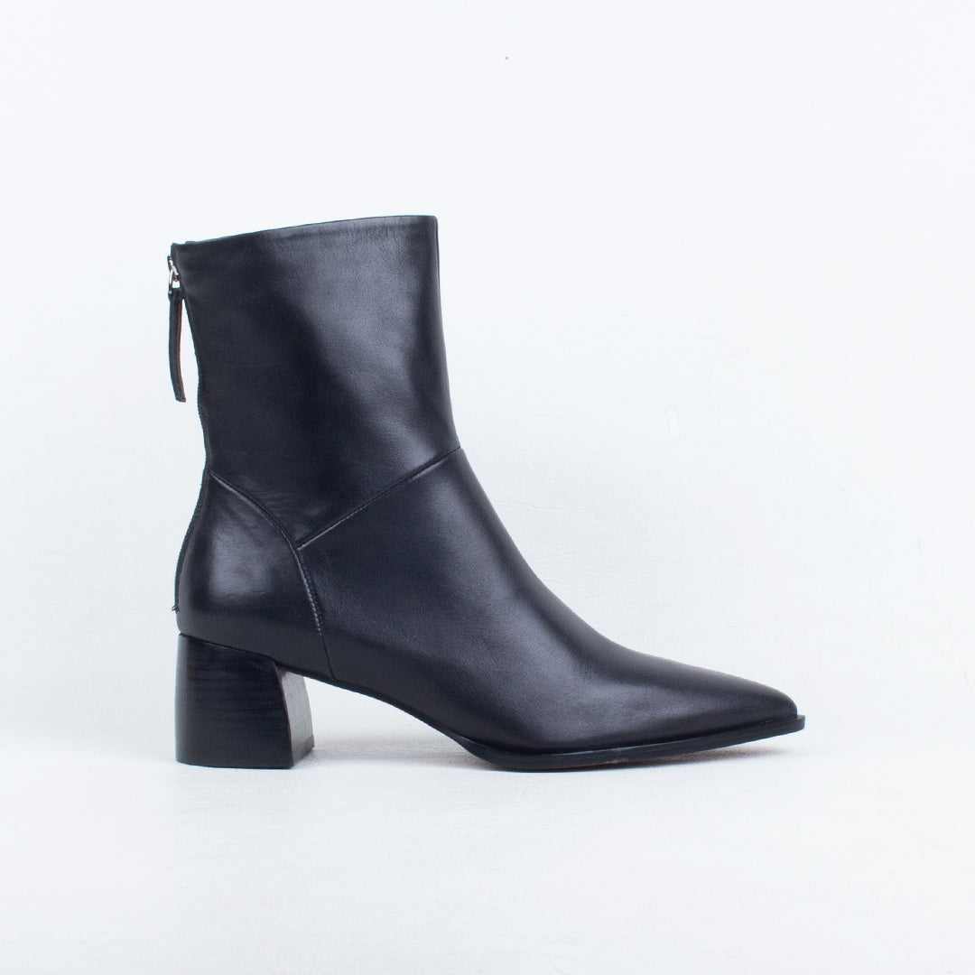 Auroa Ankle Boot Auroa Ankle Boot