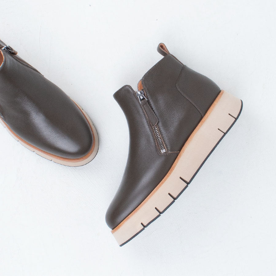 Onyx Ankle Boot Onyx Ankle Boot