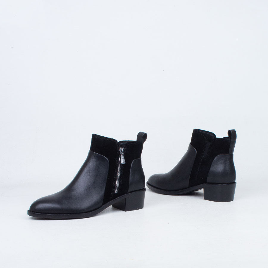 Aires Ankle Boot Aires Ankle Boot