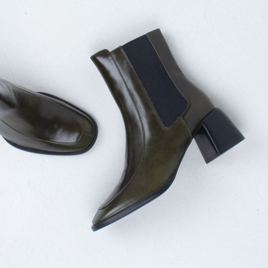 Charcoal Boot Charcoal Boot
