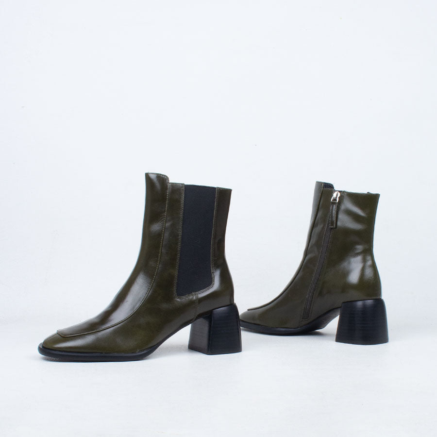 Charcoal Boot Charcoal Boot