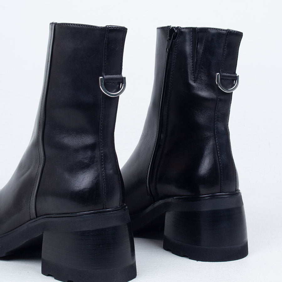 Finley Ankle Boot Finley Ankle Boot