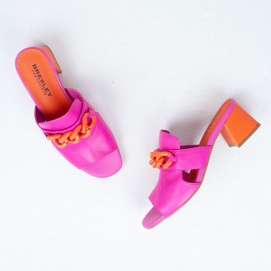 Adder Heeled Slide Adder Heeled Slide