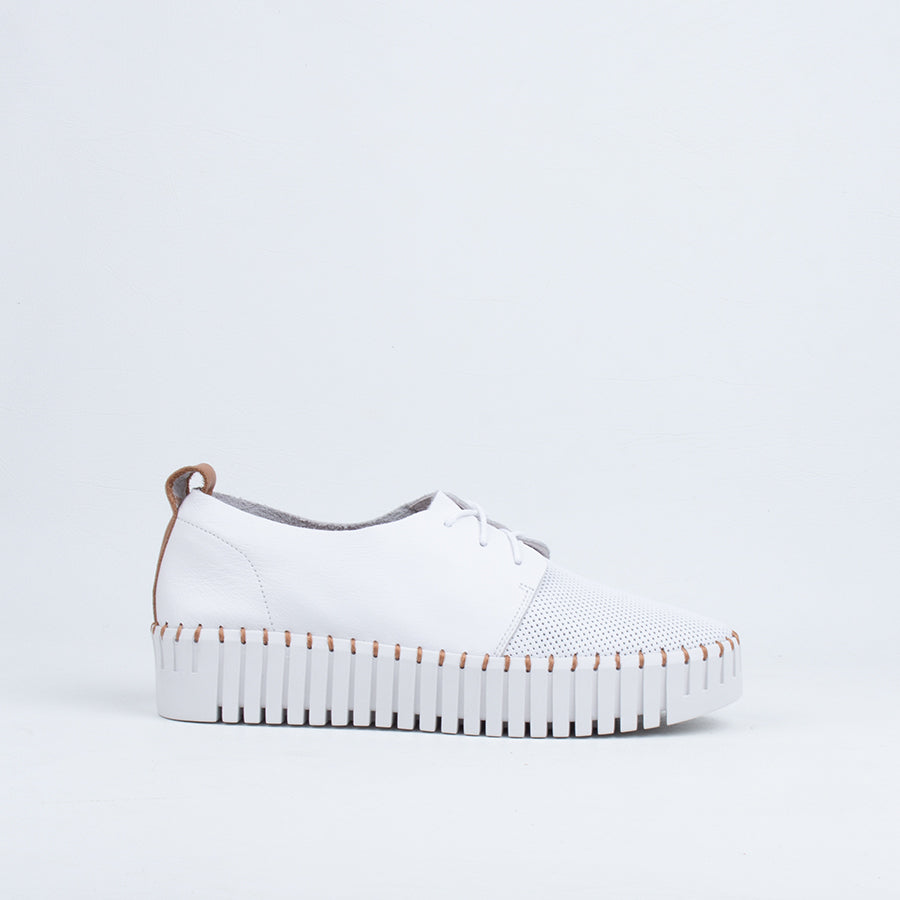 Batu Lace Up Batu Lace Up