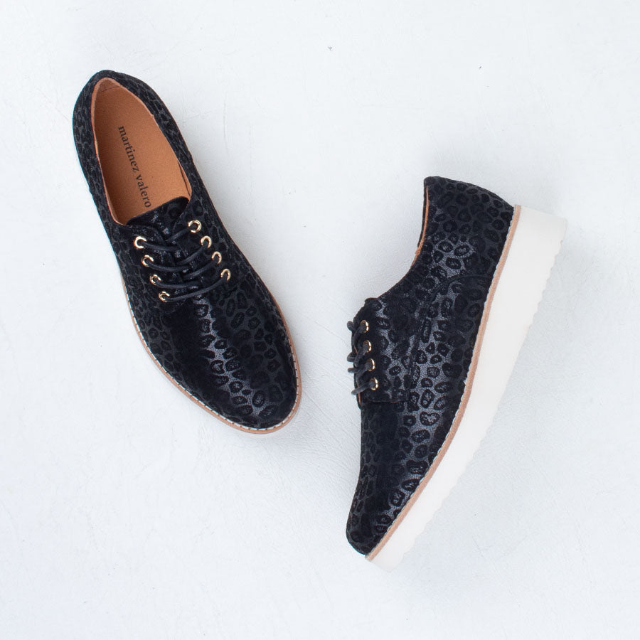 Addiction Lace Up Addiction Lace Up
