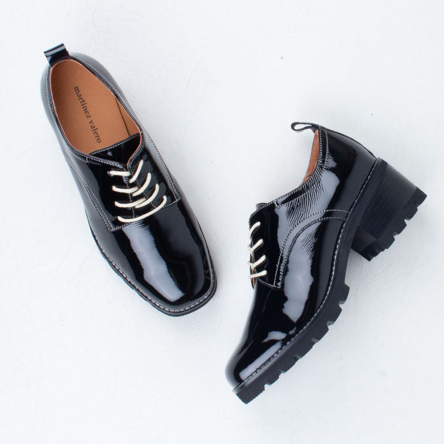 Daya Lace Up Daya Lace Up