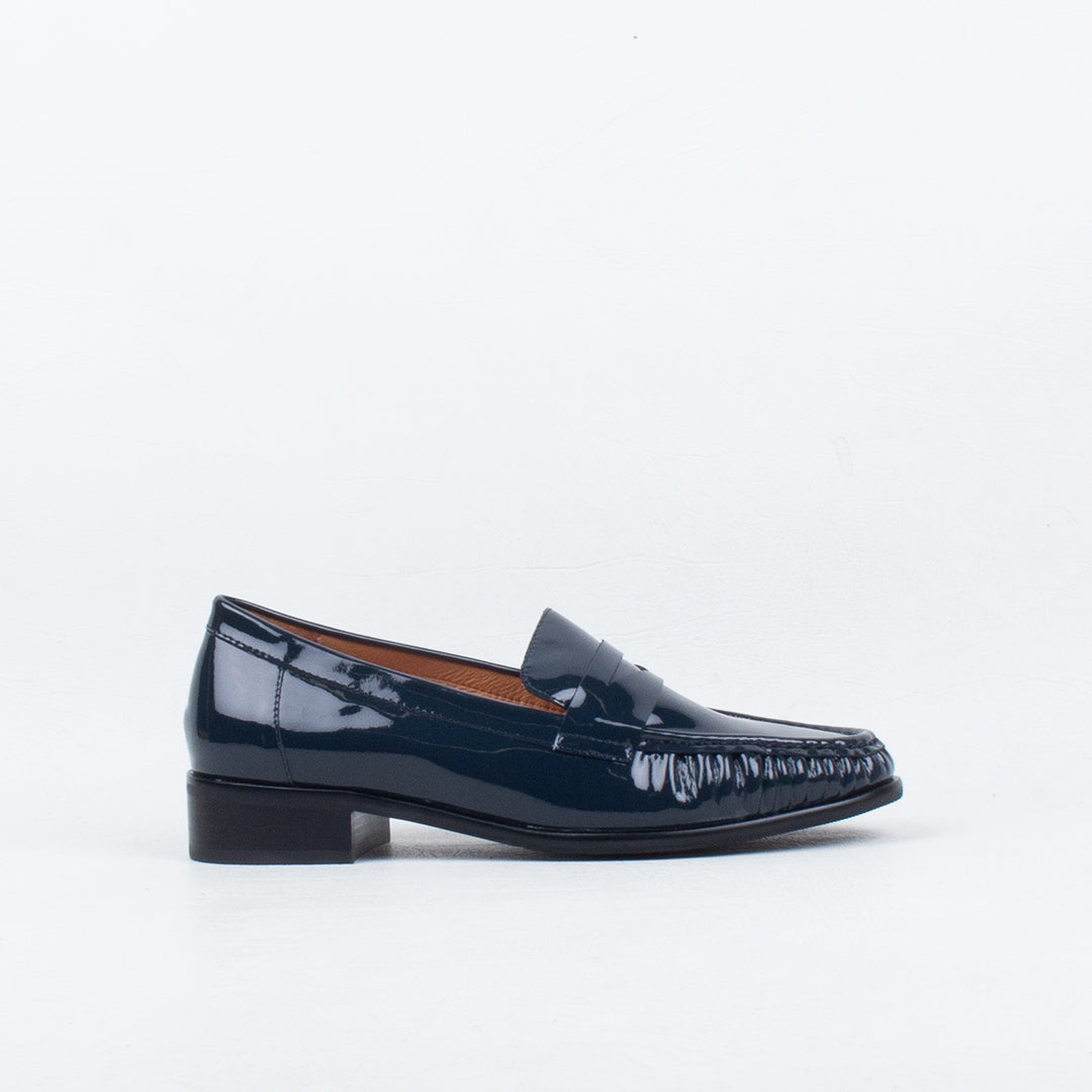 Asha Loafer Asha Loafer