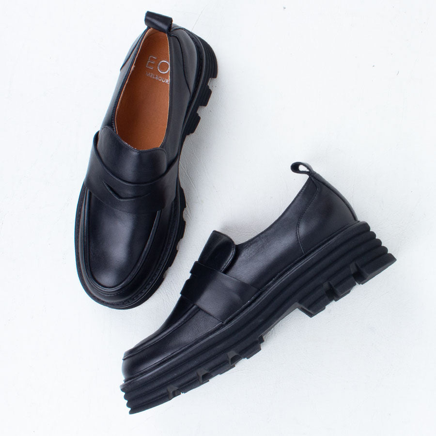Jania Loafer Jania Loafer