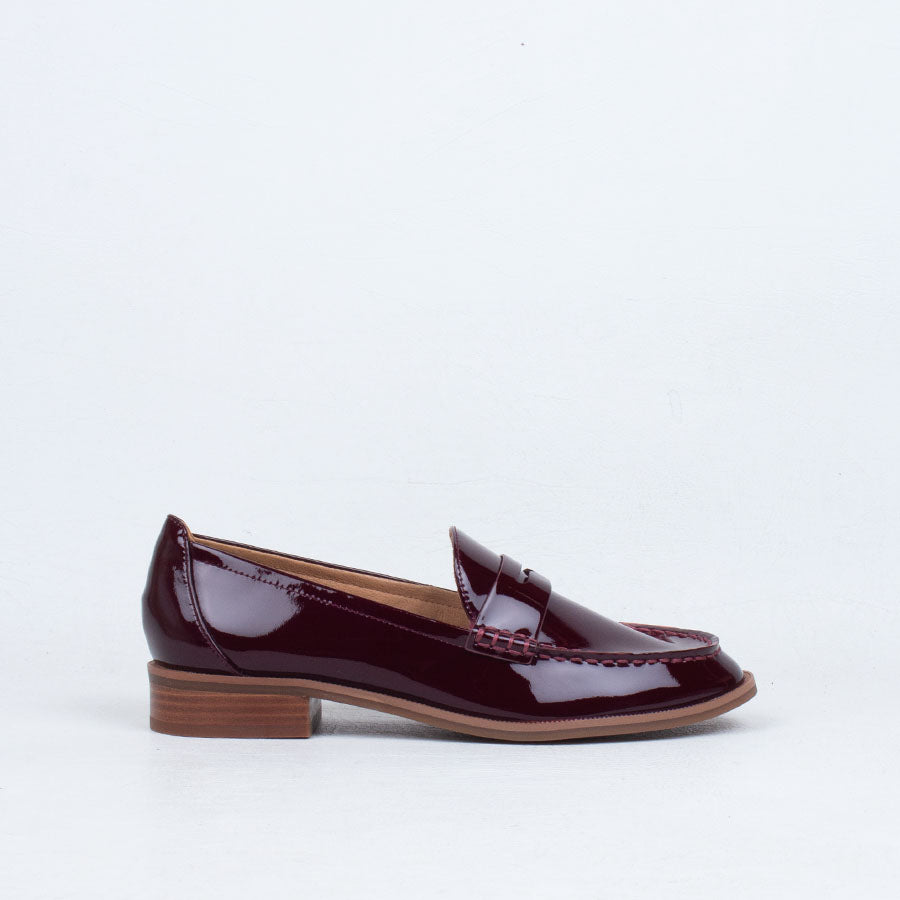 Lucia Loafer Lucia Loafer