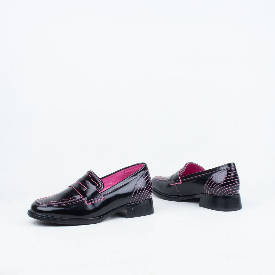 Aspen Loafer Aspen Loafer