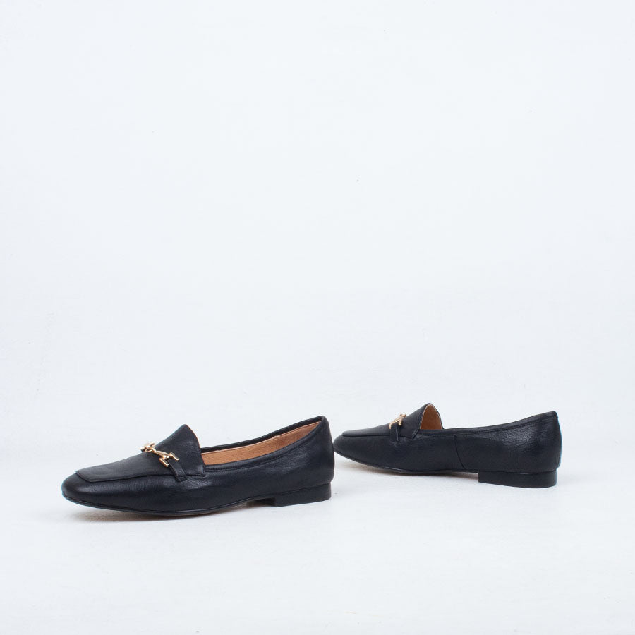 Myrah Loafer Myrah Loafer