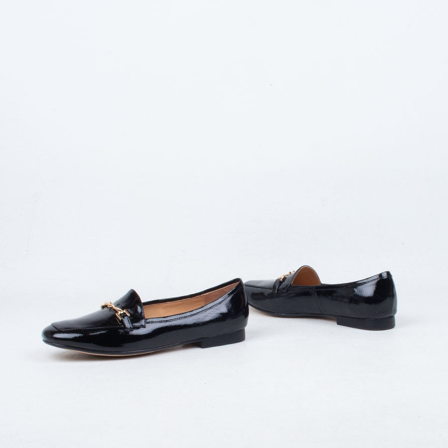 Myrah Loafer Myrah Loafer