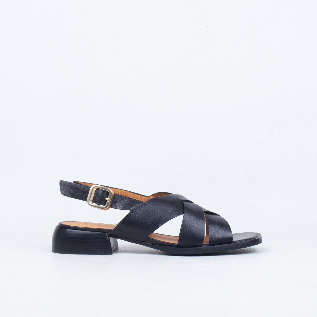 Ikari Sandal Ikari Sandal