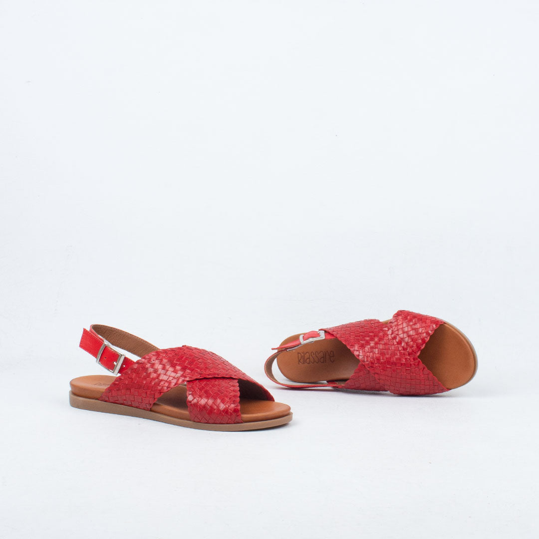 Tiyah Sandal Tiyah Sandal