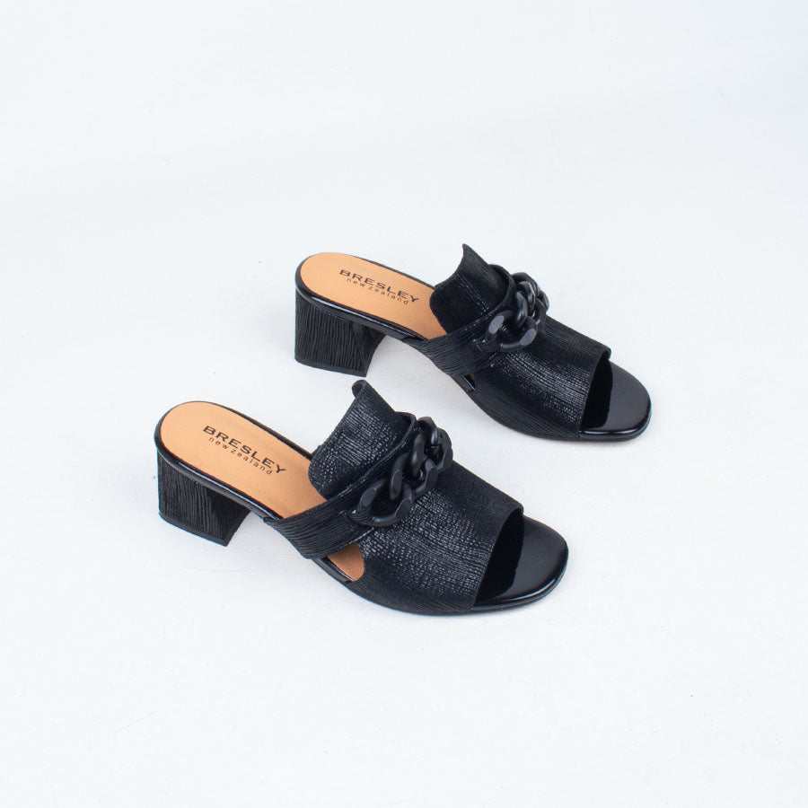 Adder Heeled Slide Adder Heeled Slide