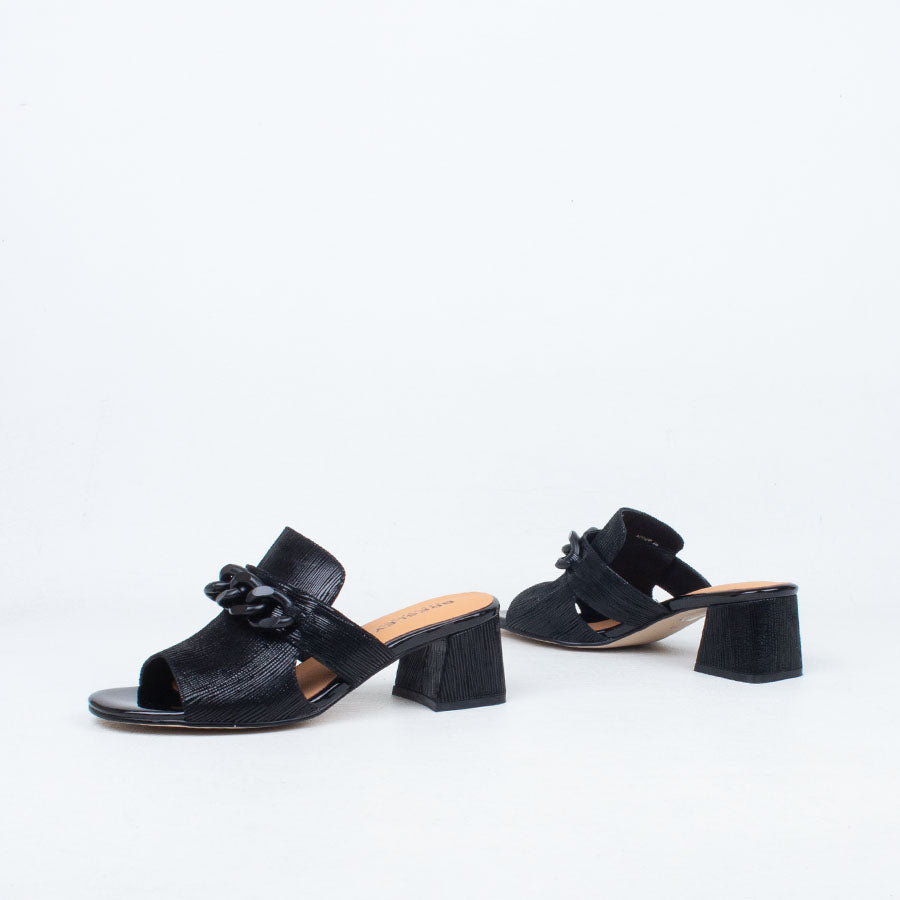 Adder Heeled Slide Adder Heeled Slide