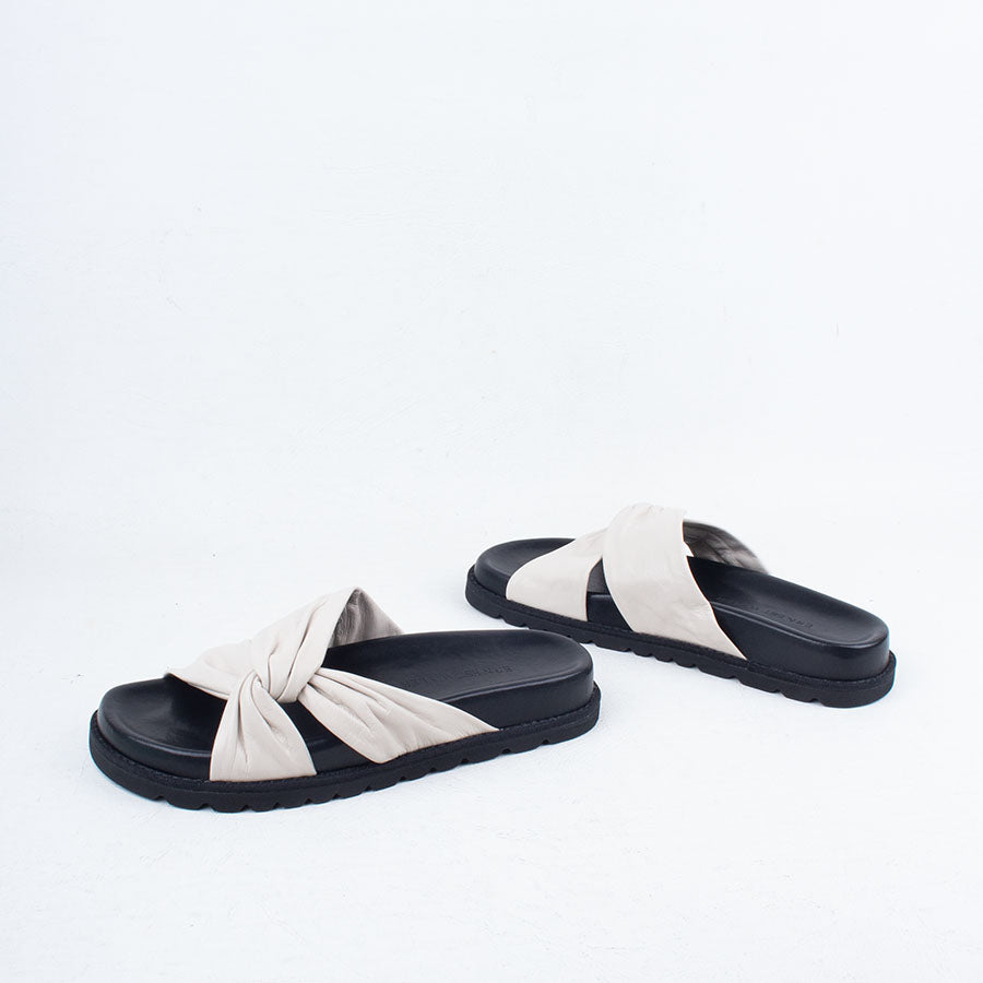 Ombra Slide Ombra Slide