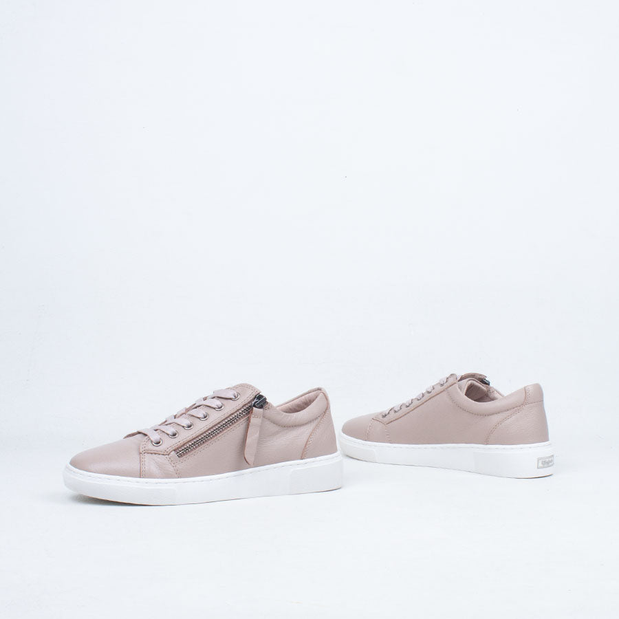 Guess Sneaker Guess Sneaker