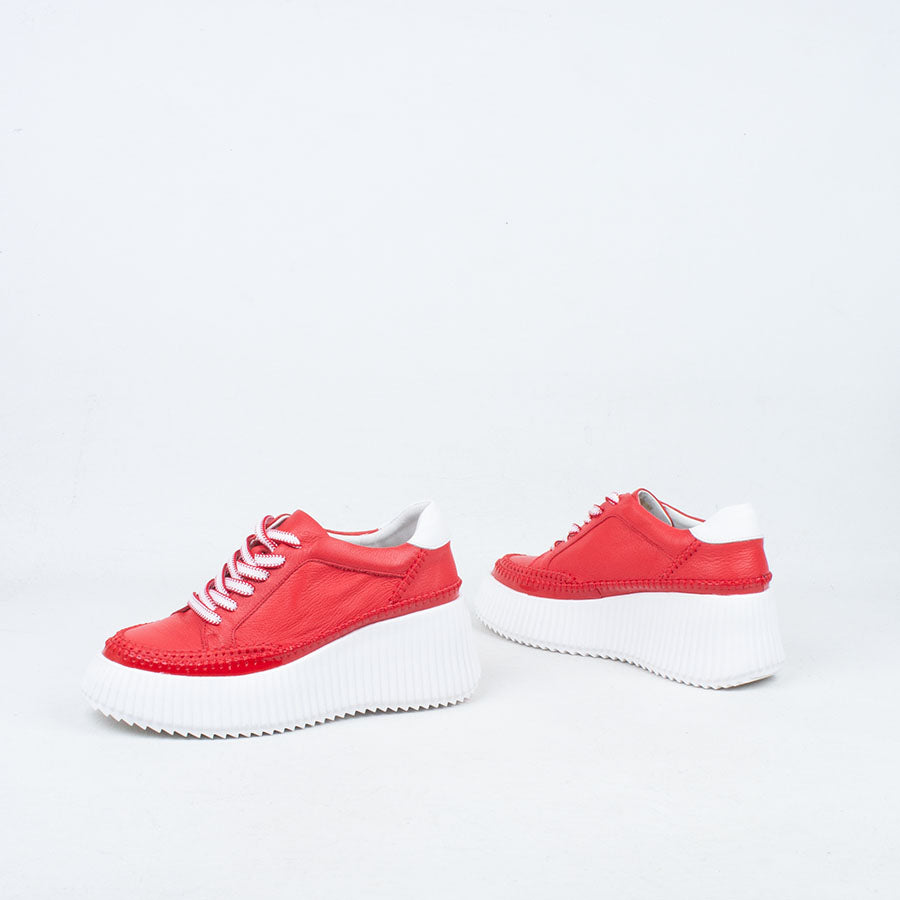 Step Up Sneaker Step Up Sneaker
