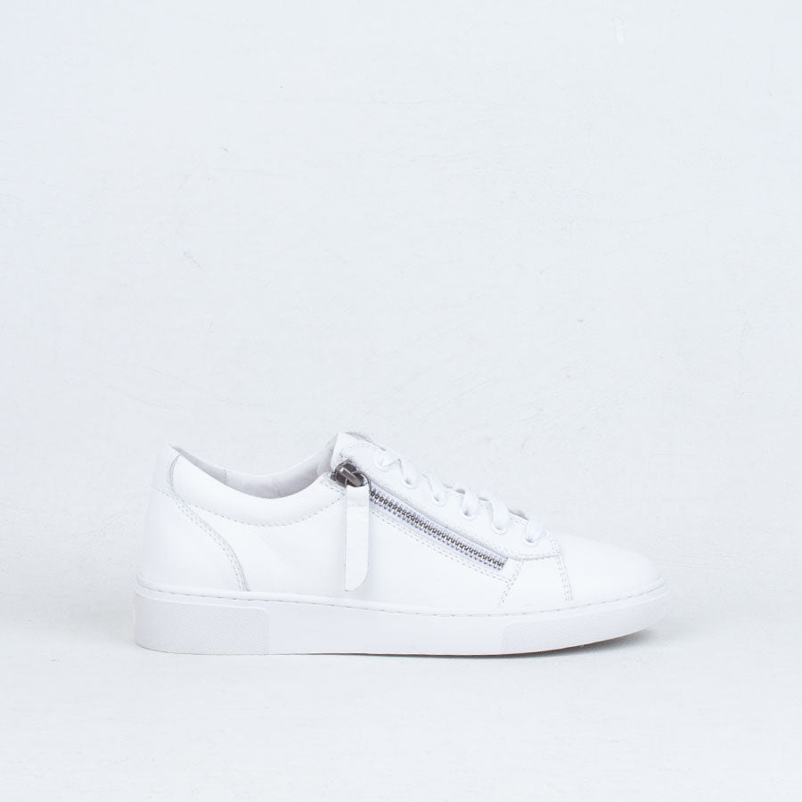 Guess Sneaker Guess Sneaker