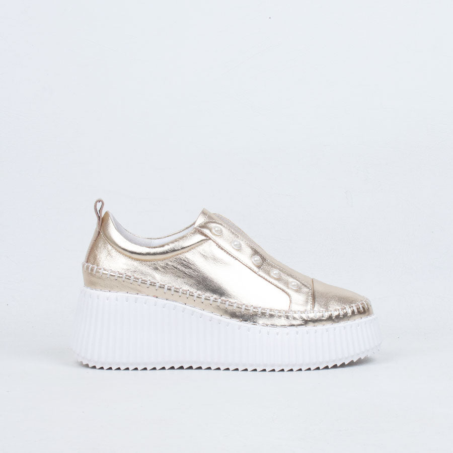Pearlzie Boost Sneaker Pearlzie Boost Sneaker