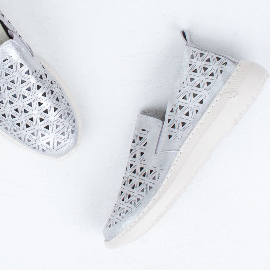 Pia Slip On Pia Slip On