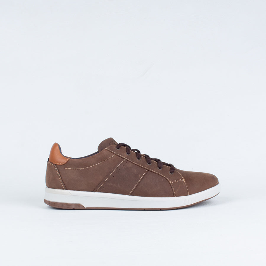Cross Over Lace Sneaker Cross Over Lace Sneaker