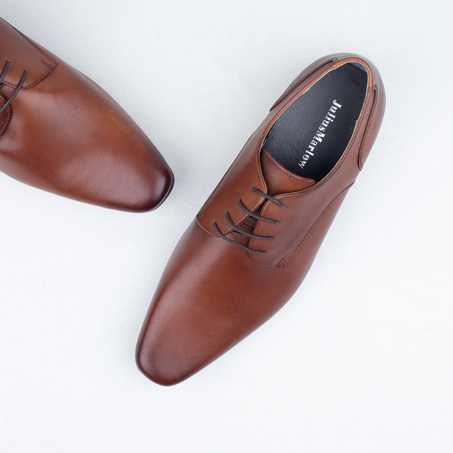 Grand Lace Up Grand Lace Up