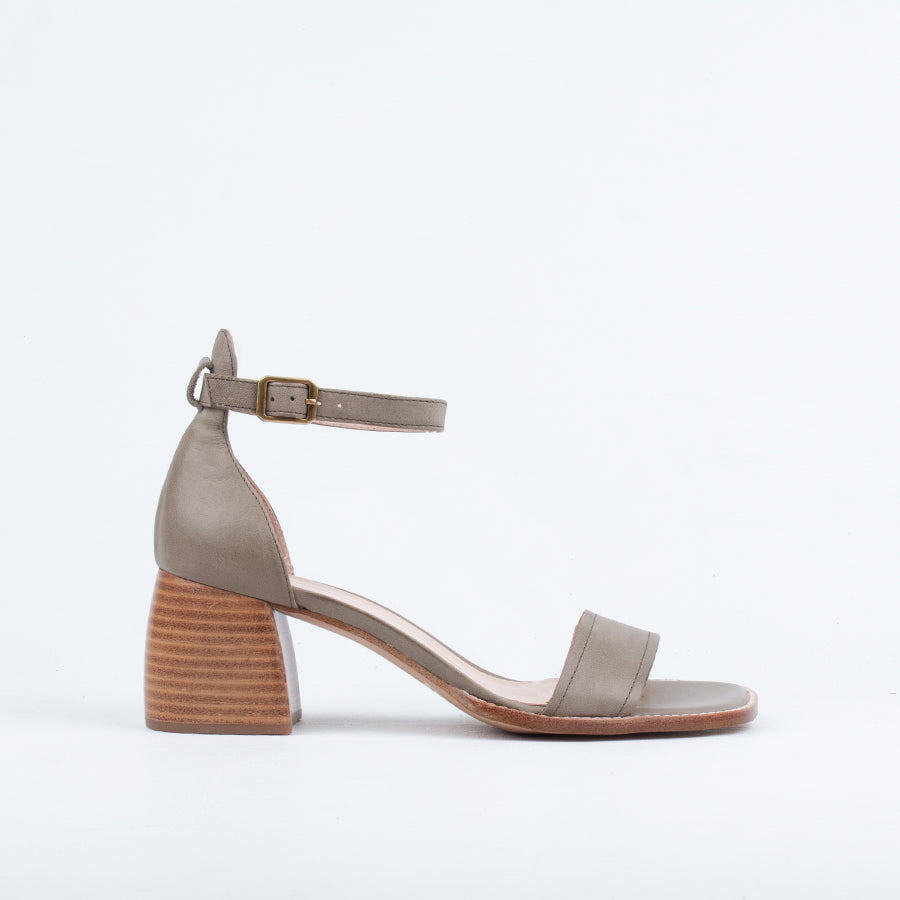 Beleev Sandal - SALE-SPRING SUPER SAVINGS : Mischief Shoes Online: Shop and Buy  Fashion Shoes Online for Men and Women, fast delivery - Mollini S21 Ankle  Strap Mid
