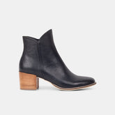 Mockas Boot