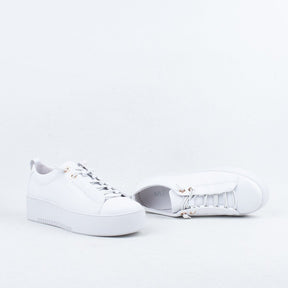 Kerri Sneaker