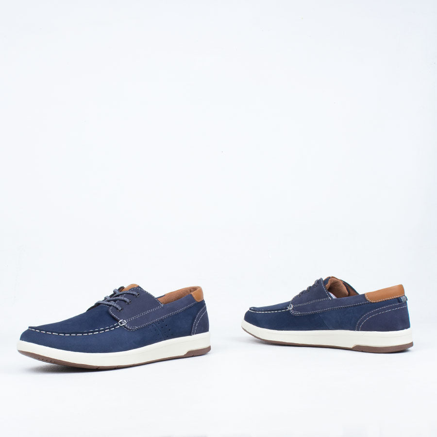 Cross Over Lace Up Boat Shoe