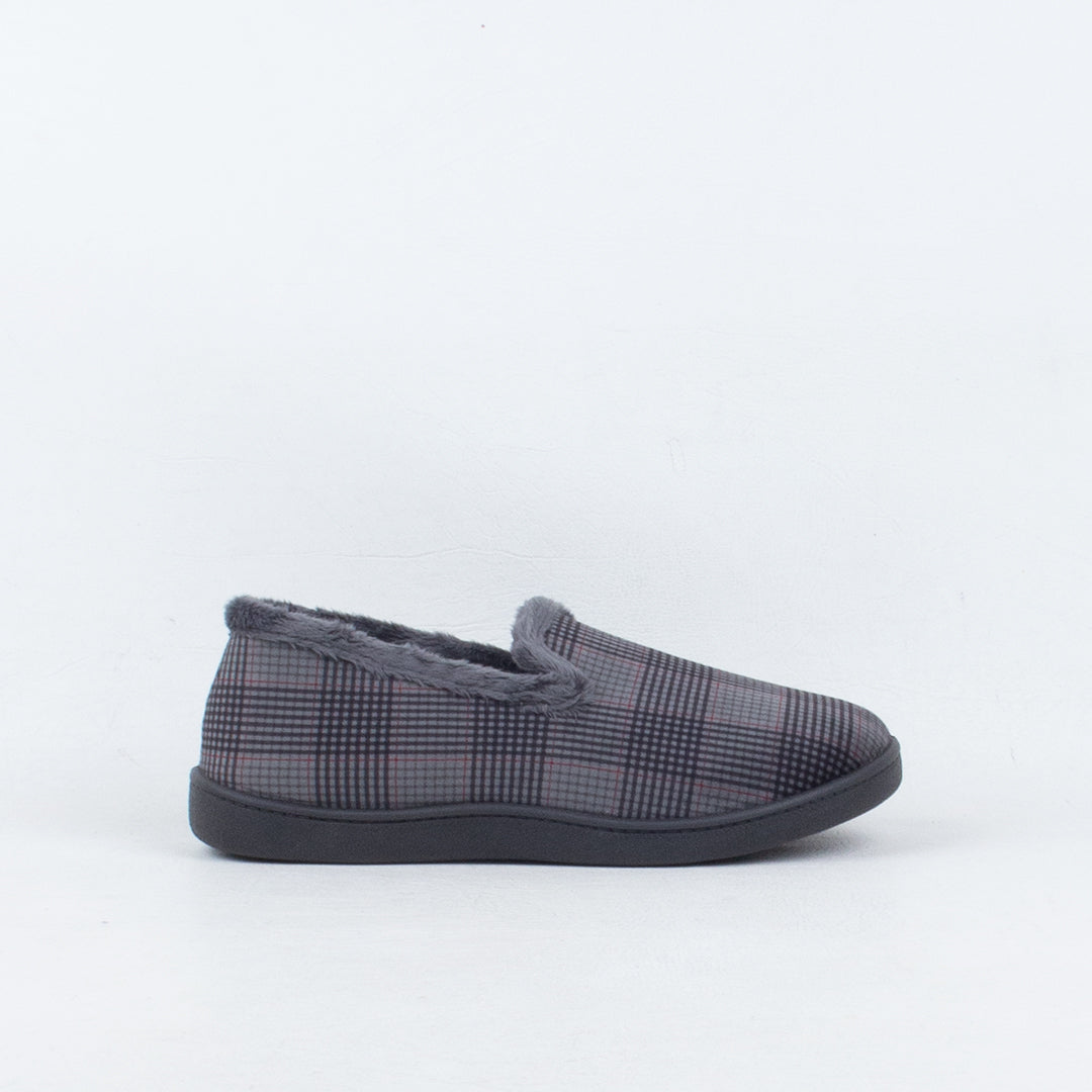 Pedro Slipper