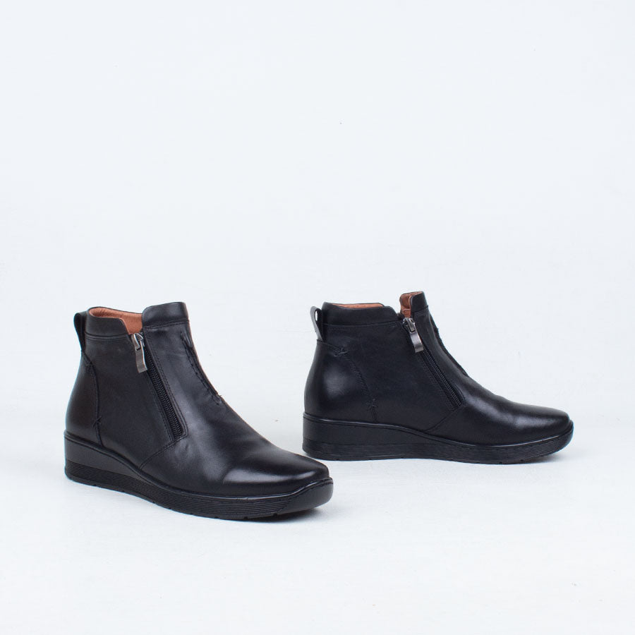 Regis Boot
