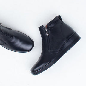 Regis Boot