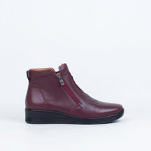 Regis Boot