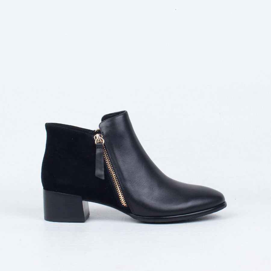 Abbak Boot