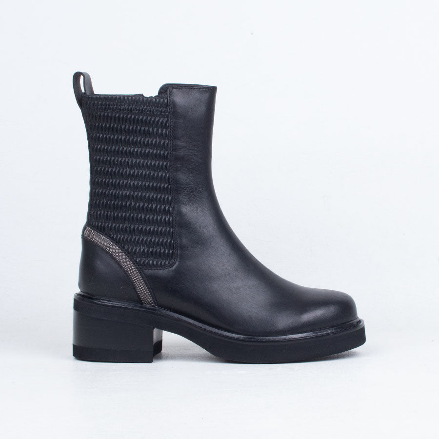 Dagga Boot