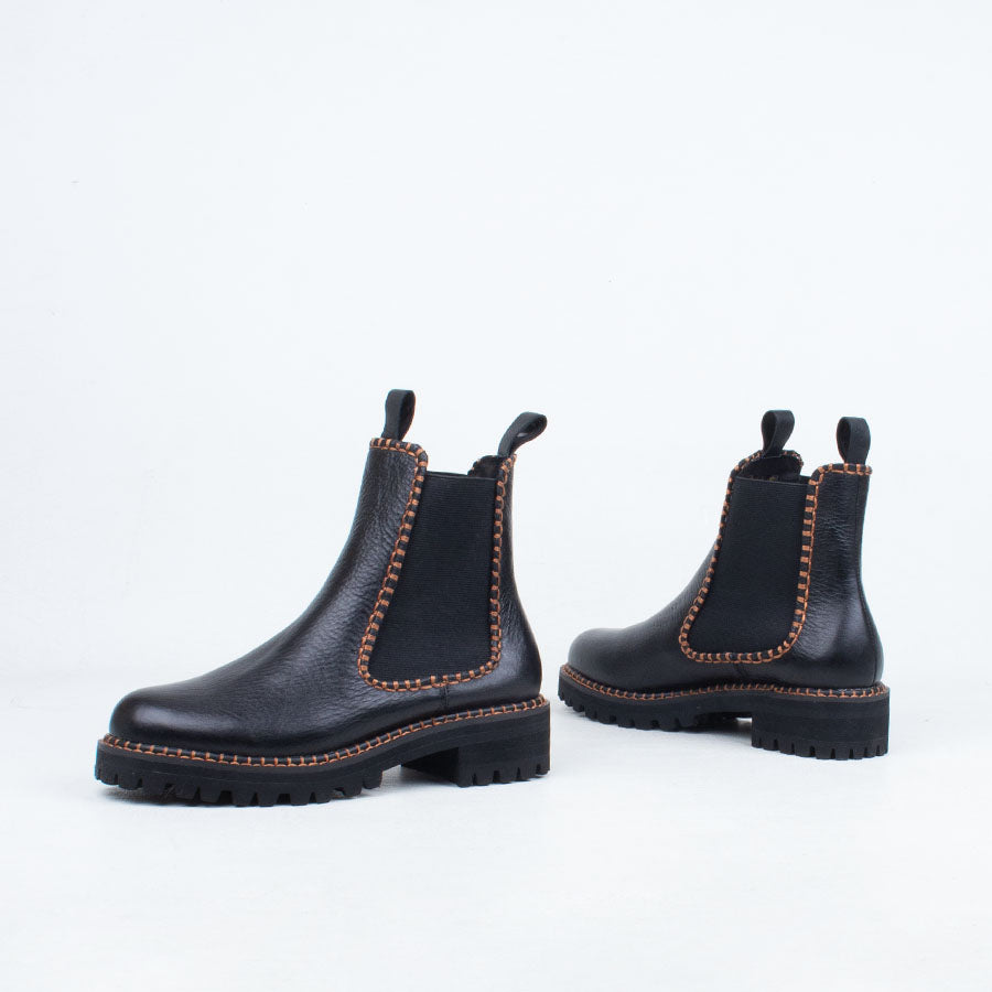 Dodger Boot