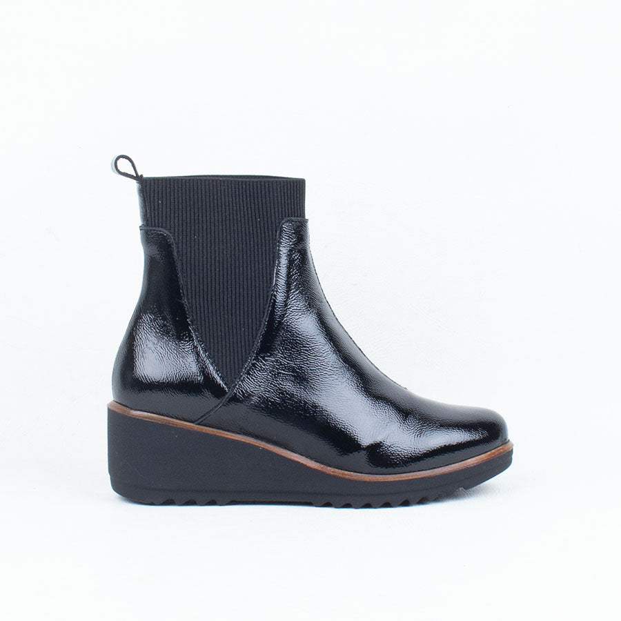 Lucia Boot