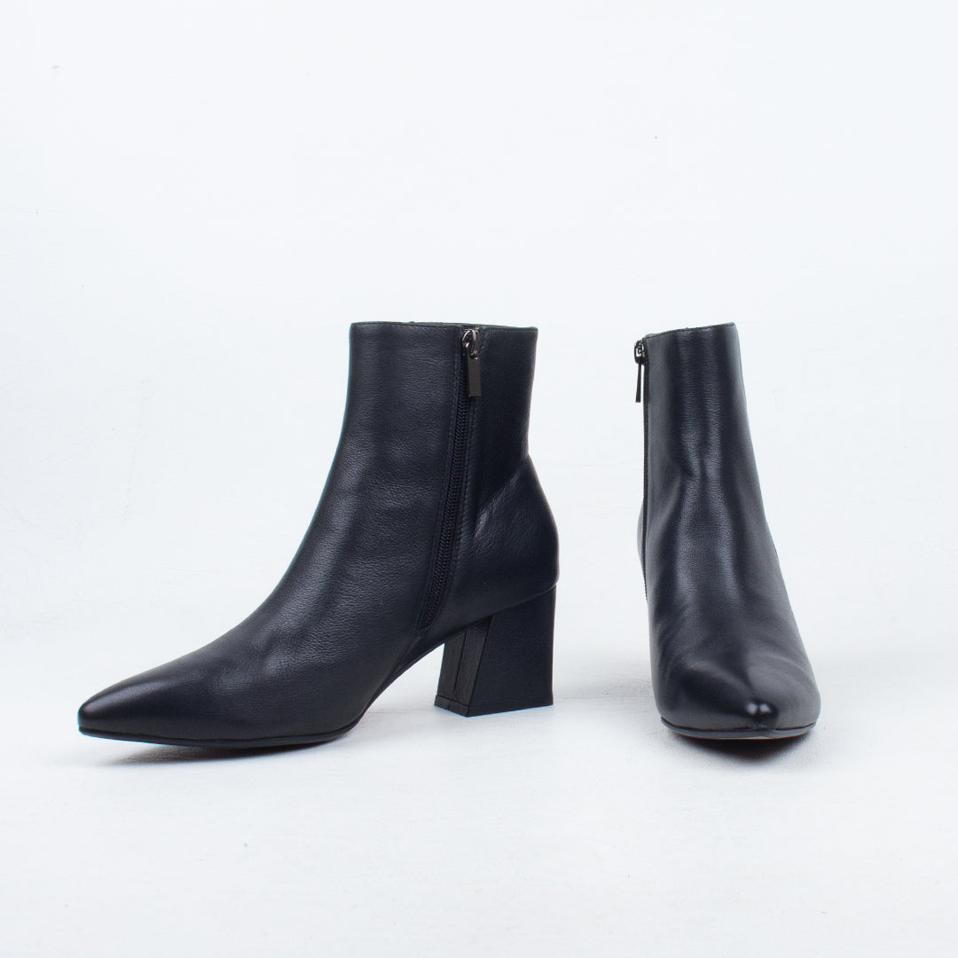 Manuku Ankle Boot