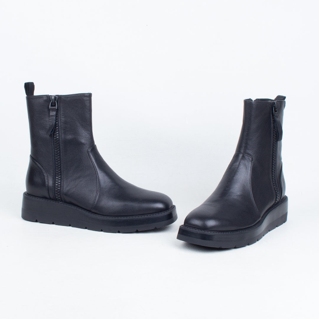 Thans Ankle Boot