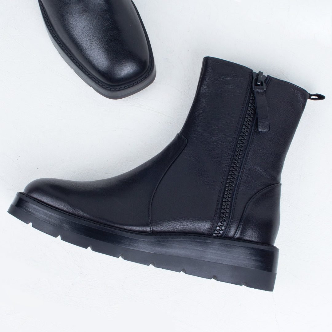 Thans Ankle Boot