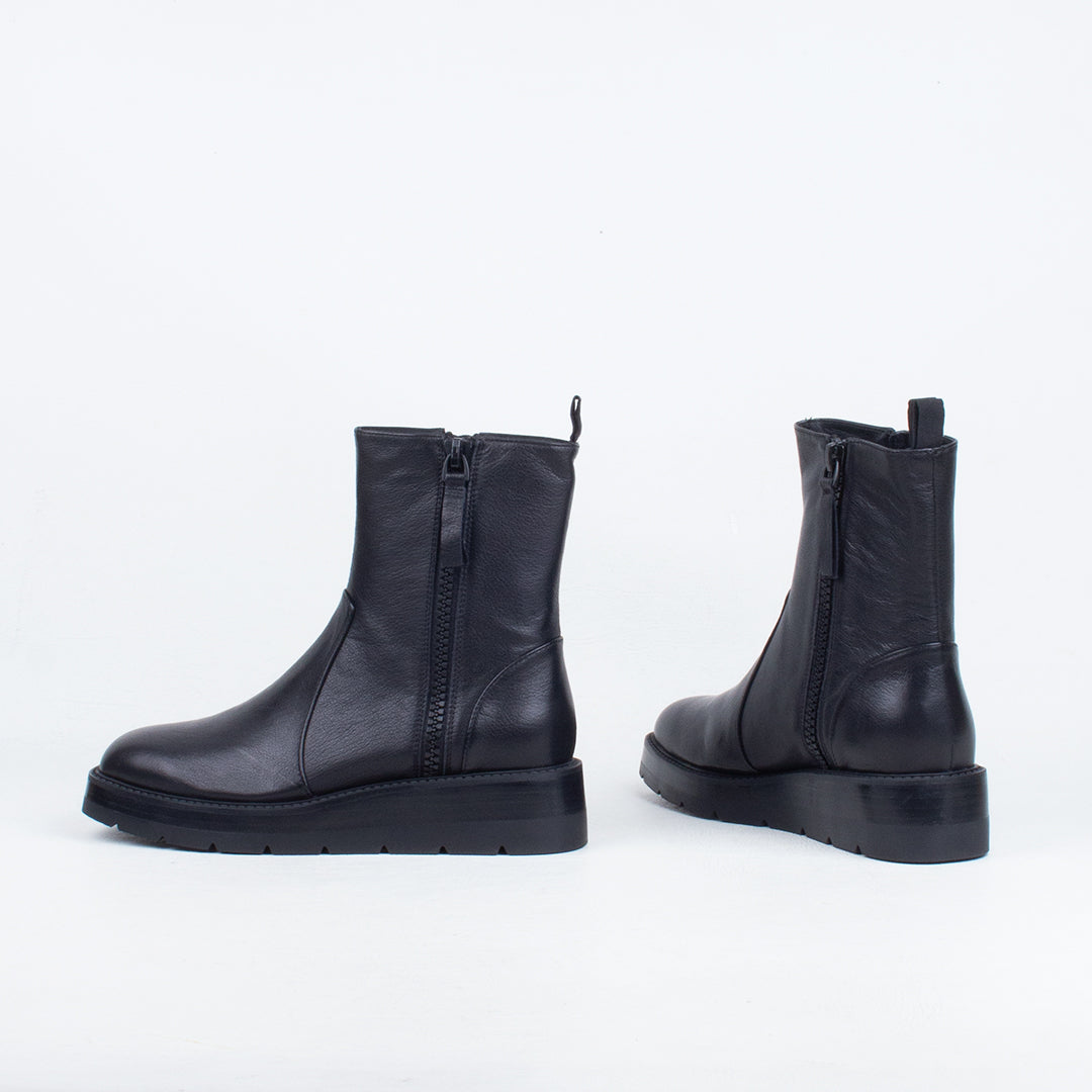 Thans Ankle Boot