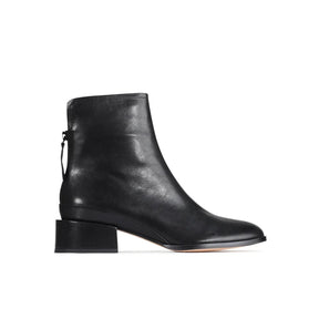 Cast Boot