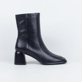 Charline Boot